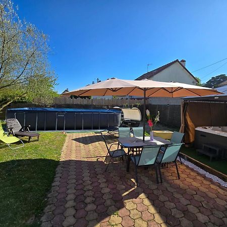 Appartement T2 Confortable - Piscine Et Jacuzzi Pierrelaye Dış mekan fotoğraf